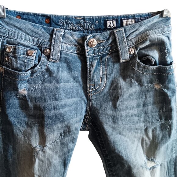 Miss Me Womens Mid-Rise Easy Crop Jeans Size 25 Distressed Denim Embellished - Picture 3 of 5